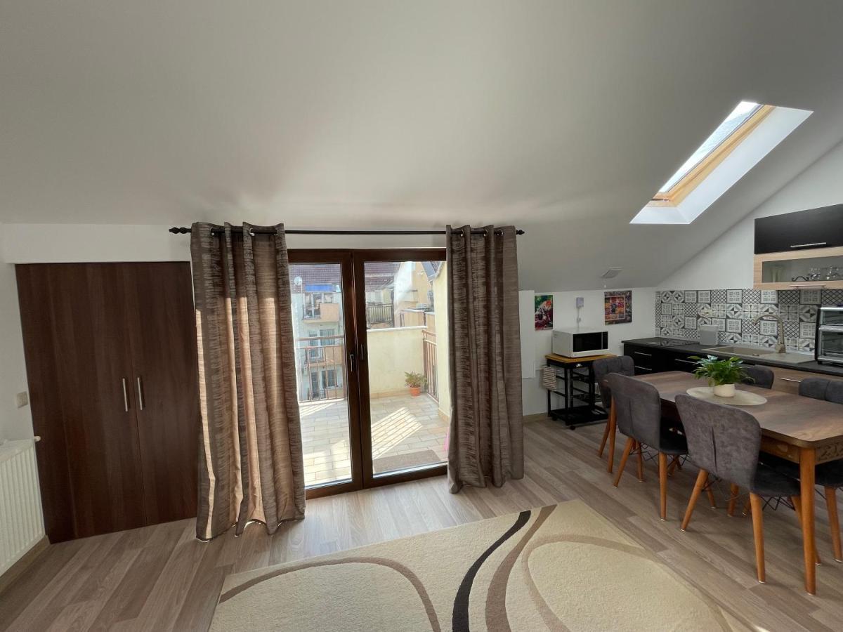 كلوج-نابوكا Diana'S Crib Aparthotel M14 المظهر الخارجي الصورة